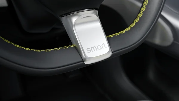 smart_1_Pro_SteeringWheel_Detail